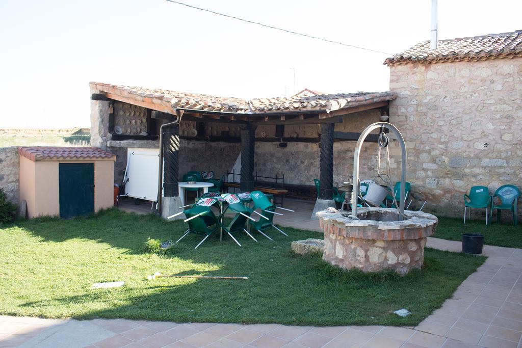 Modúbar de San Cibrián La Cerca De Dona Jimenaゲストハウス エクステリア 写真